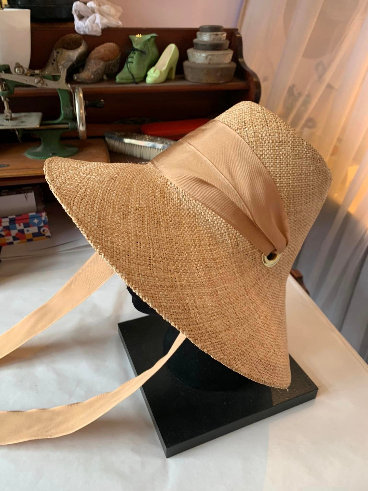 Alice Hat